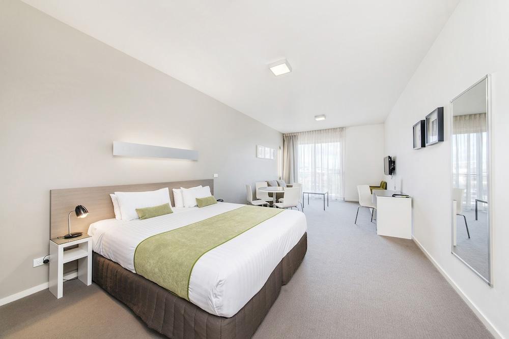 Aparthotel Abode Gungahlin à Canberra Extérieur photo